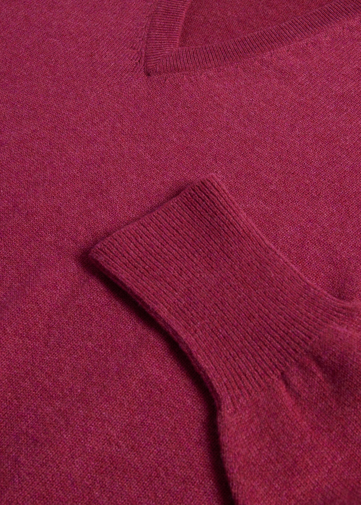 Paul Stuart Exclusive | Classic Cashmere V-Neck Sweater