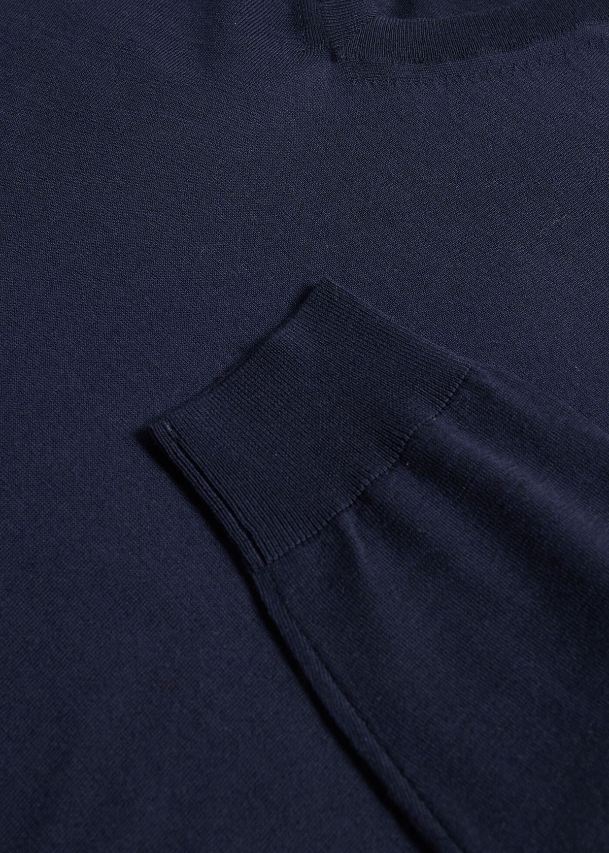 Paul Stuart Smart Buy | Essential Merino Wool V-neck Sweater