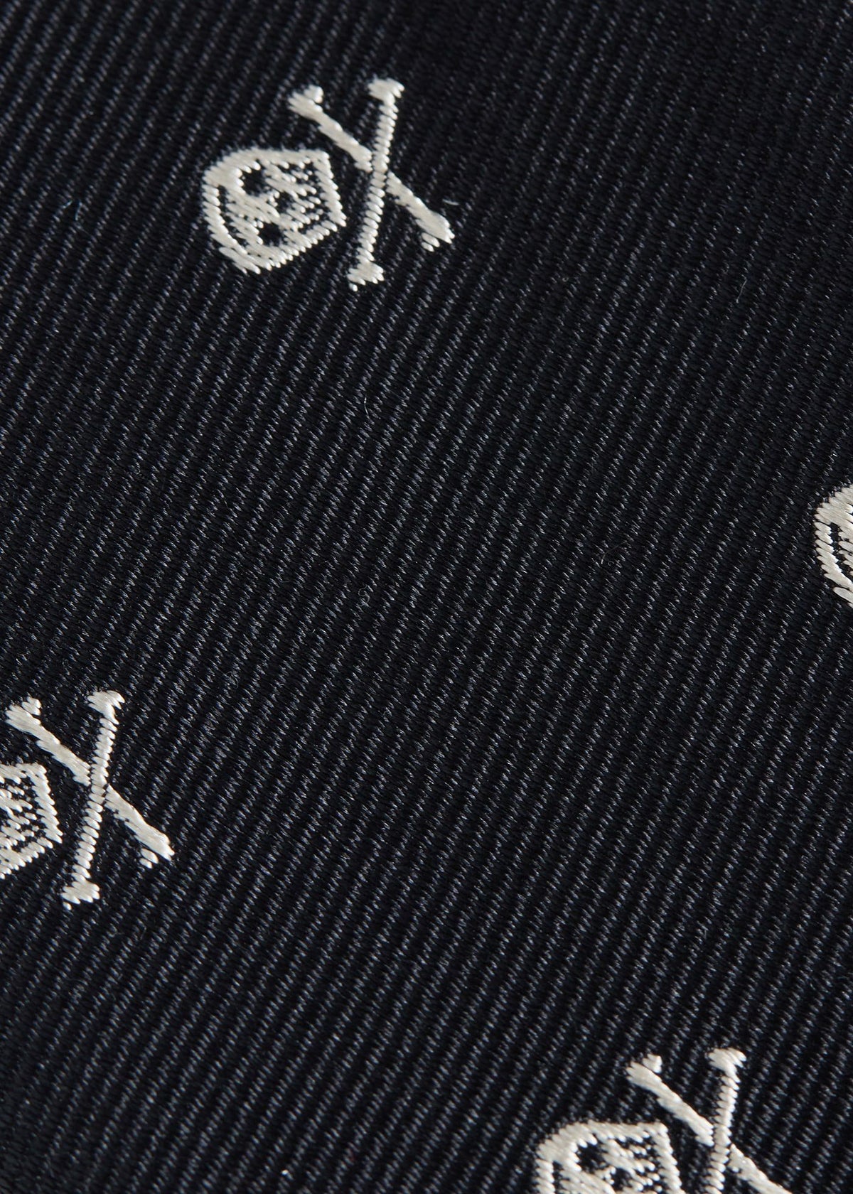 Paul Stuart Smart Buy | Woven Silk Skull & Bone Bow Tie