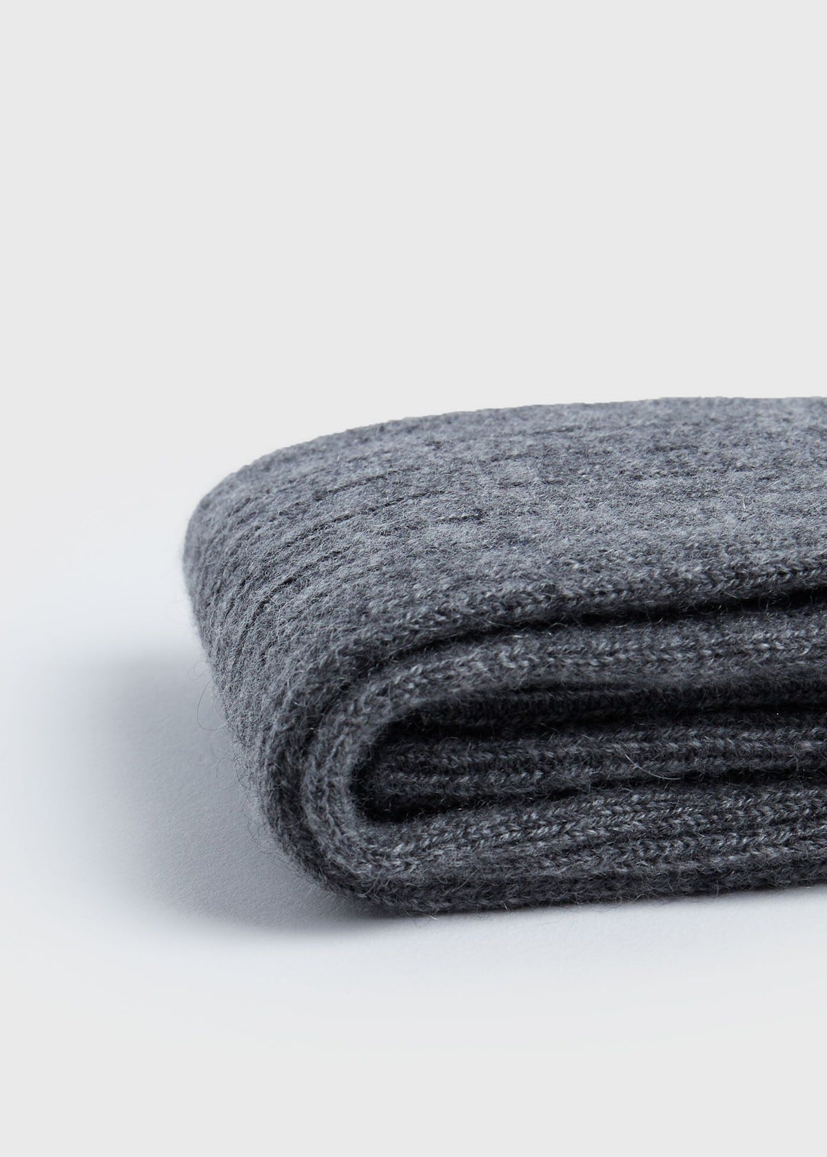 Paul Stuart Hot Sale | Cashmere Ribbed Sock