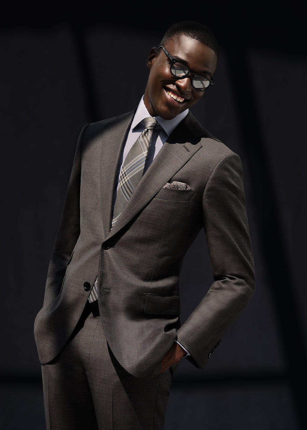 Paul Stuart Exclusive | All Year Super 110s Wool Sharkskin Suit