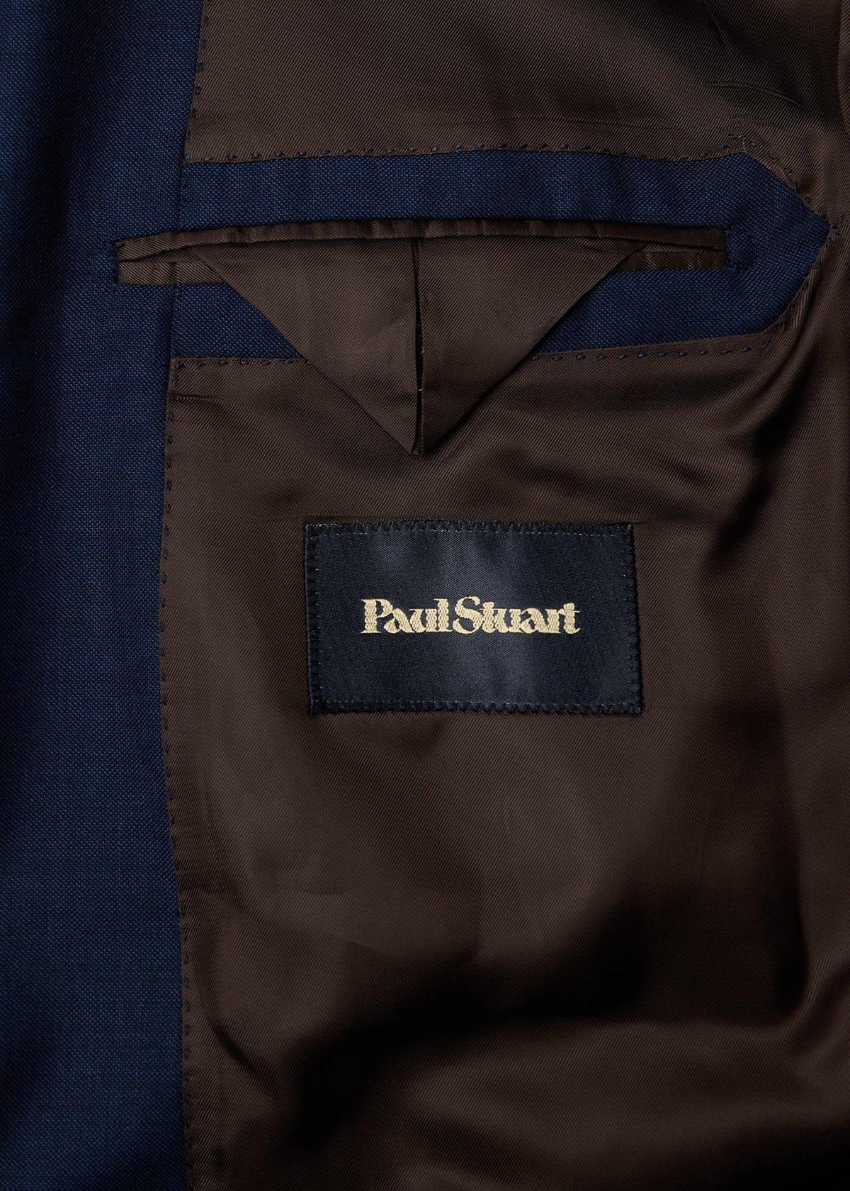 Paul Stuart Trending | Double-Breasted Suit in Wool Sharkskin