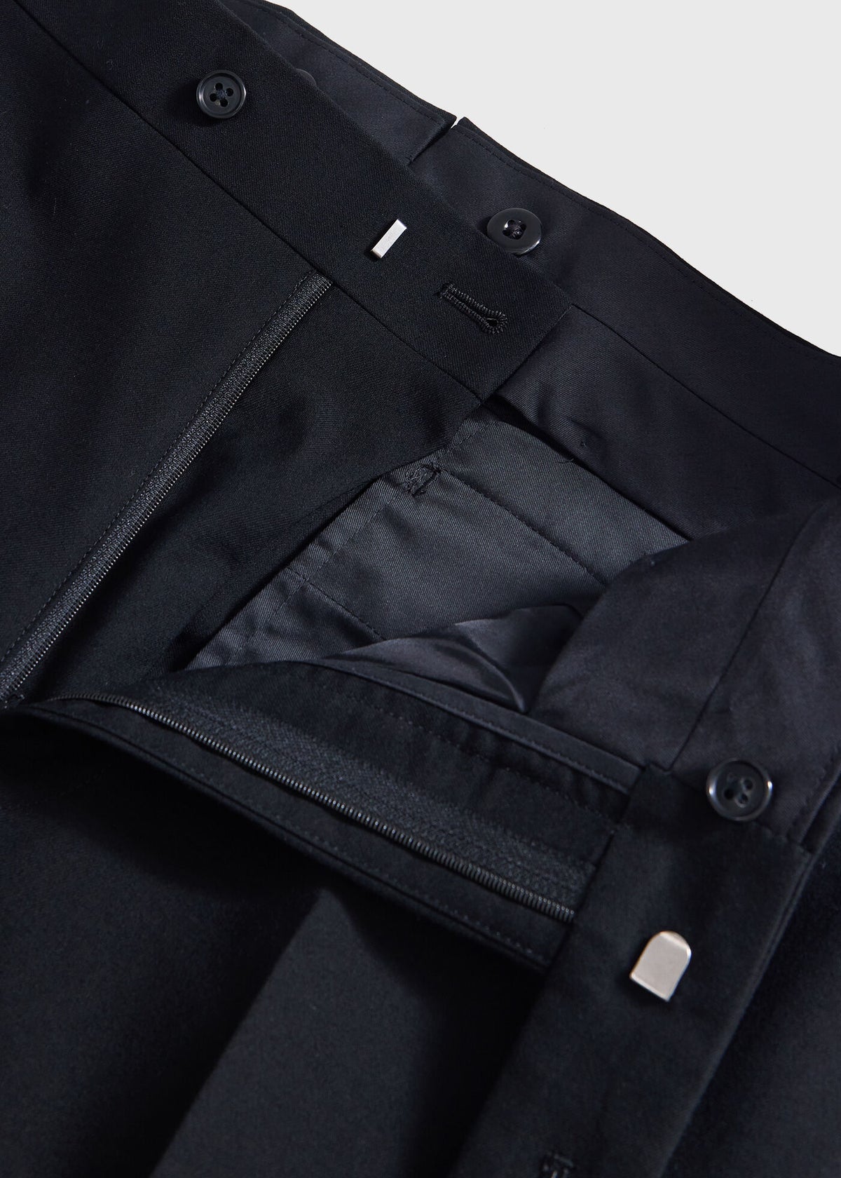 Paul Stuart Signature | All Year Wool Tuxedo with Satin Notch Lapel
