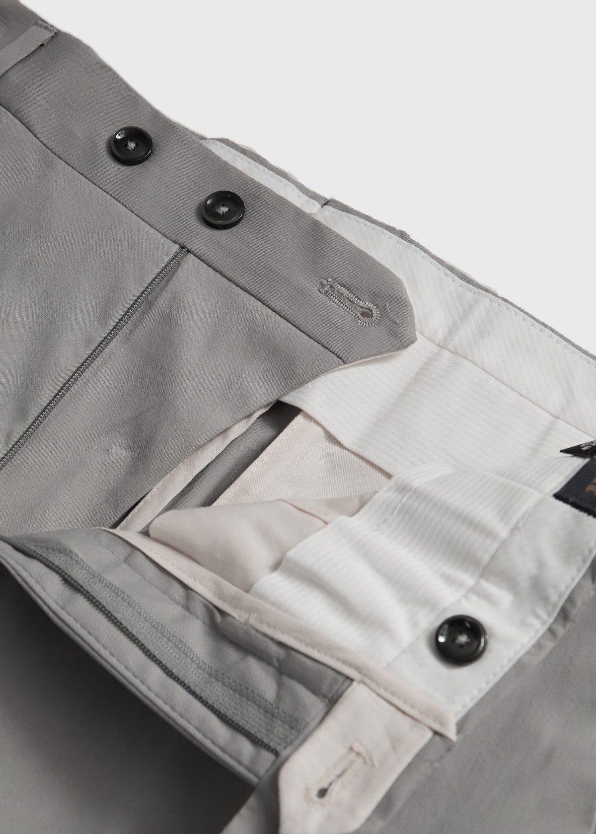Paul Stuart Featured | Light Weight Summer Trouser