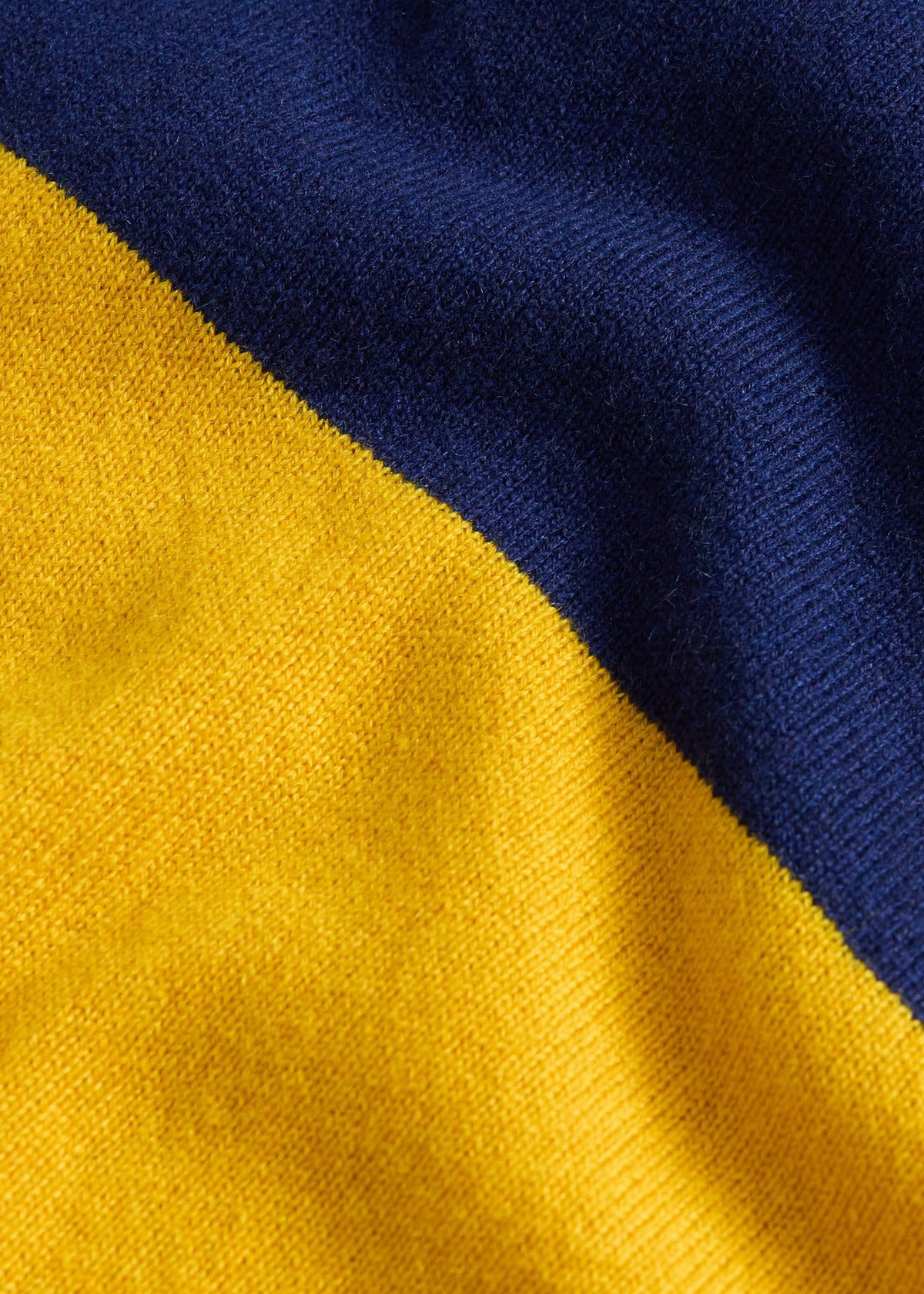 Paul Stuart Signature | Lightweight Cashmere Rugby Sweater
