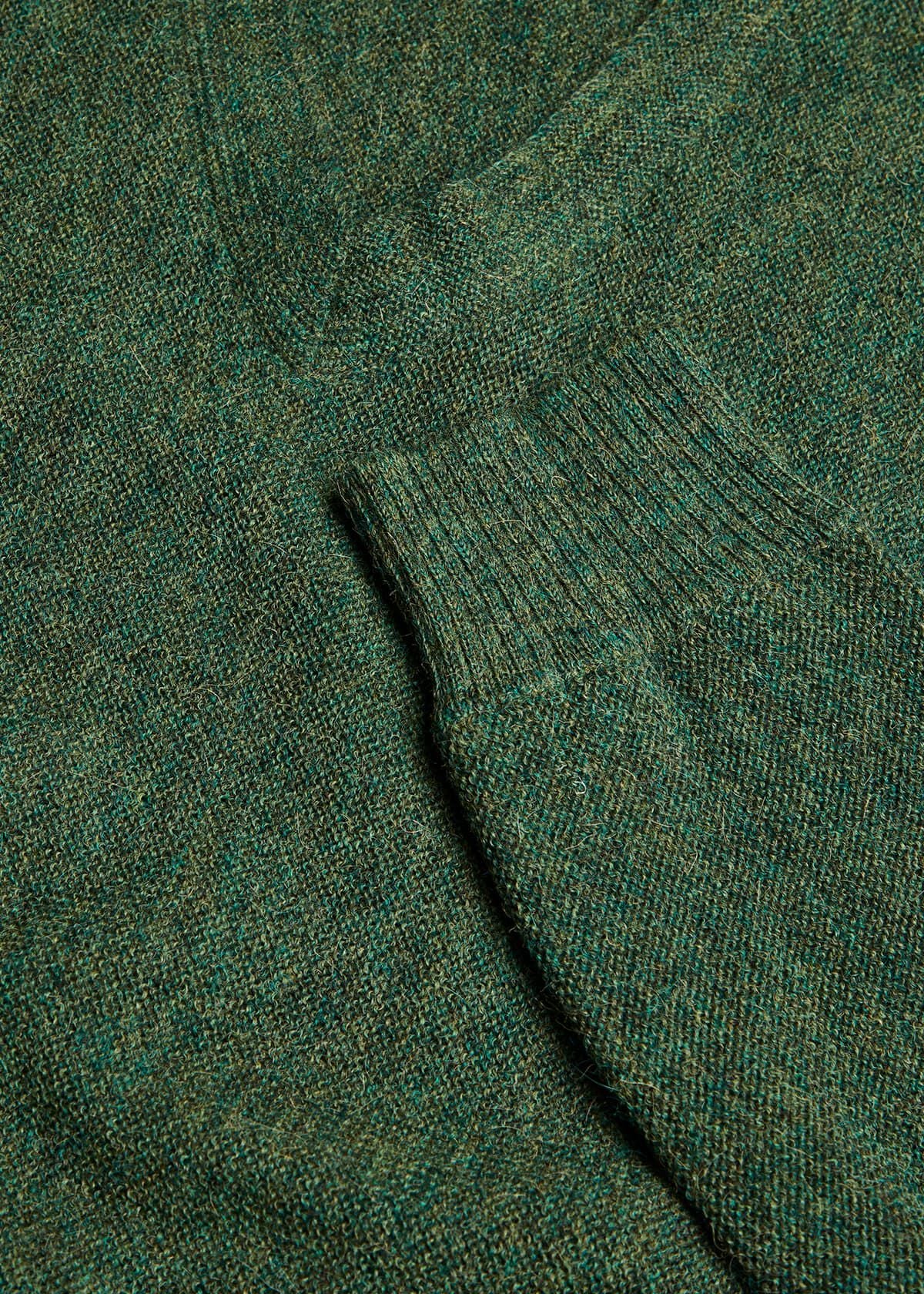 Paul Stuart Trending | Classic Alpaca Links V-Neck Sweater