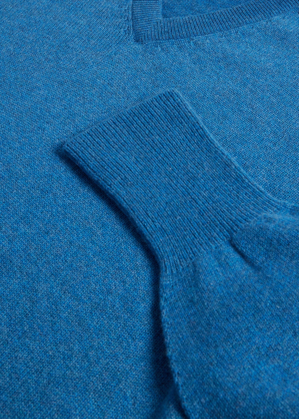 Paul Stuart Sale | Classic Cashmere V-Neck Sweater