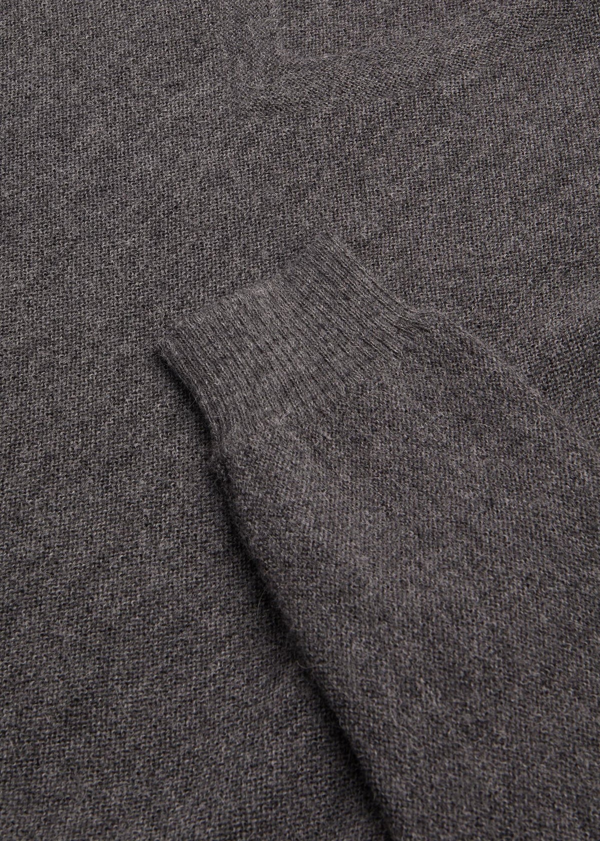 Paul Stuart Everyday | Classic Alpaca Links V-Neck Sweater