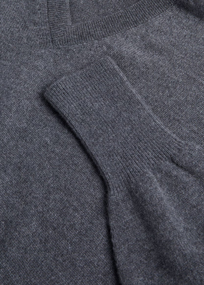 Paul Stuart Essential | Classic Cashmere V-Neck Sweater