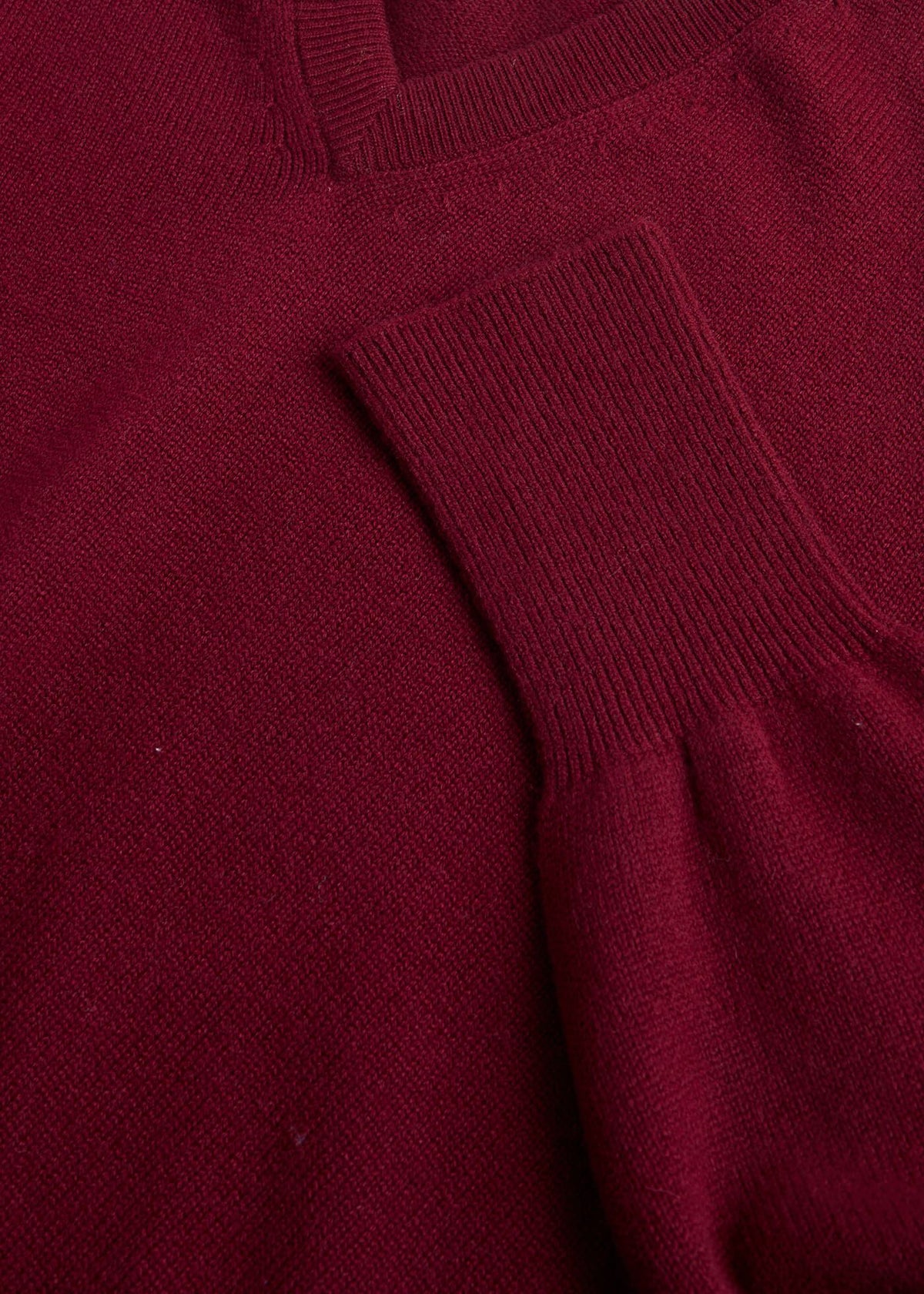 Paul Stuart Great Value | Classic Cashmere V-Neck Sweater