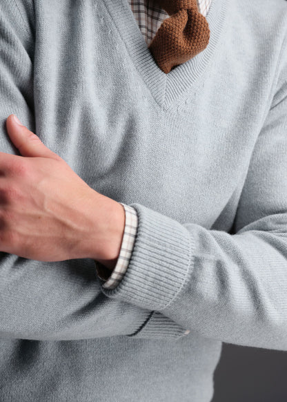 Paul Stuart New | Classic Cashmere V-Neck Sweater