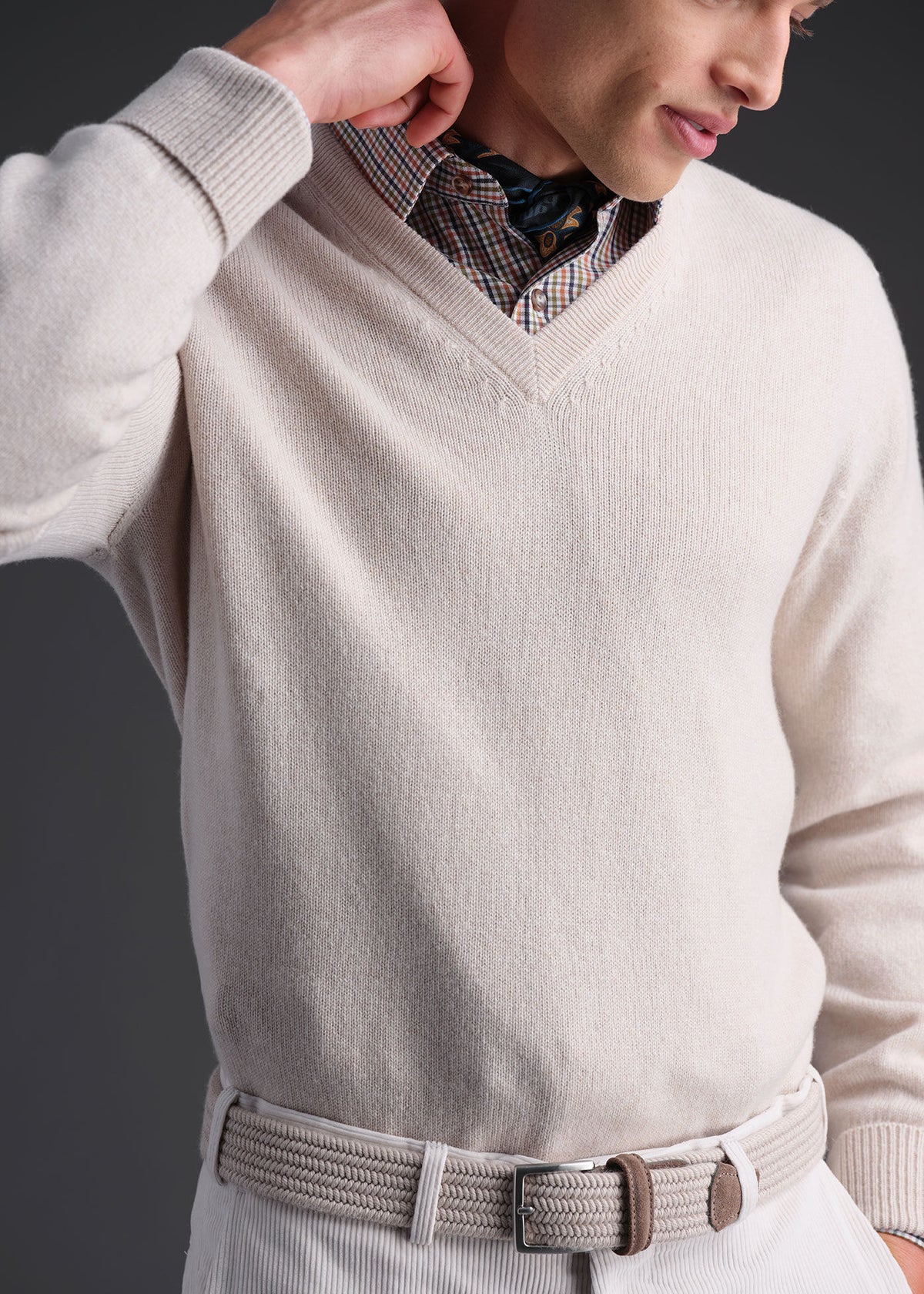 Paul Stuart New | Classic Cashmere V-Neck Sweater