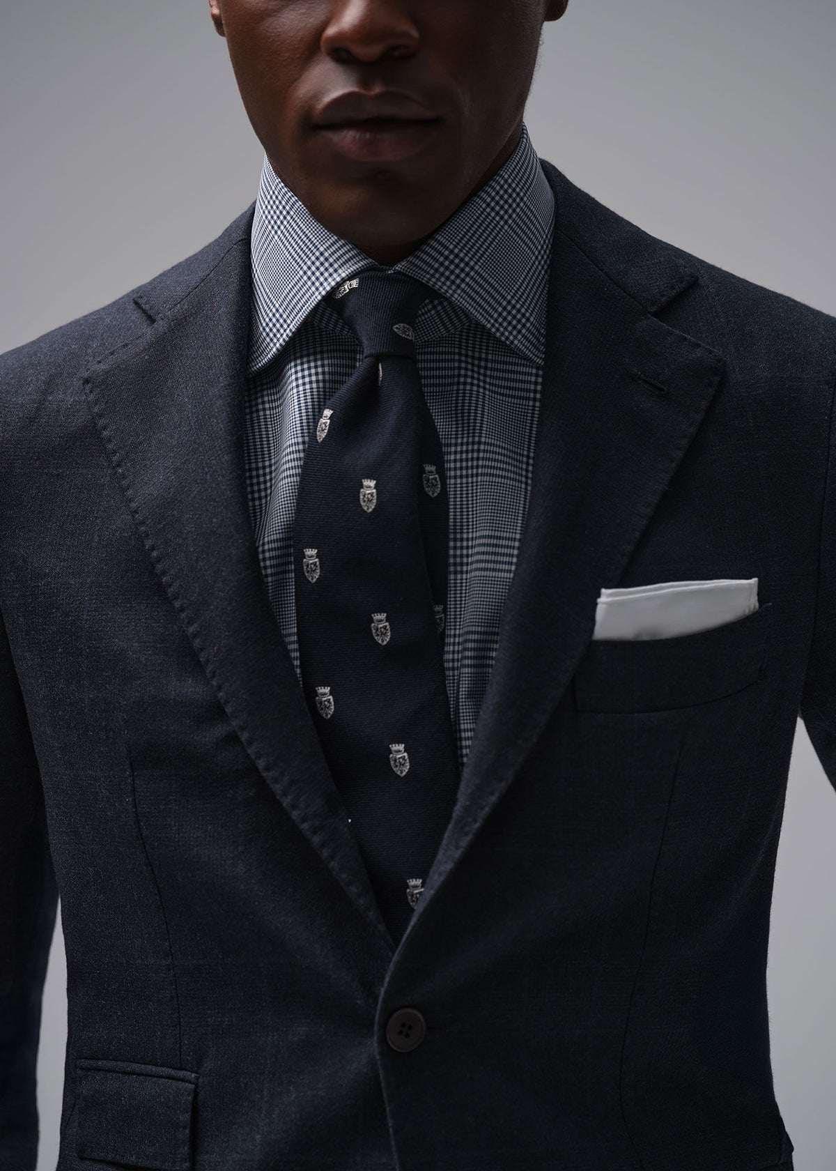 Paul Stuart Premium | Wool & Silk Crest Tie