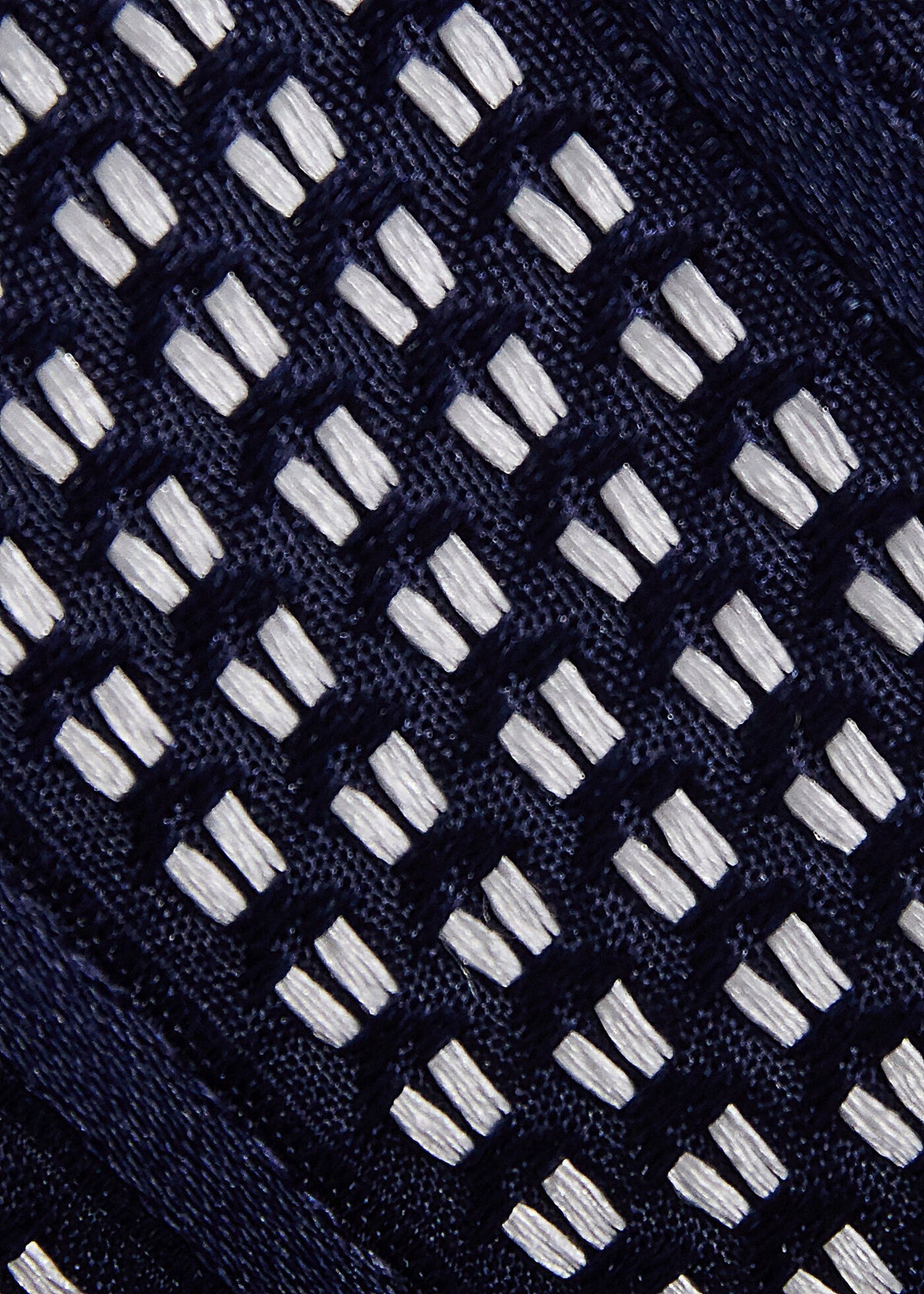 Paul Stuart Featured | Silk Grenadine Stripe Tie