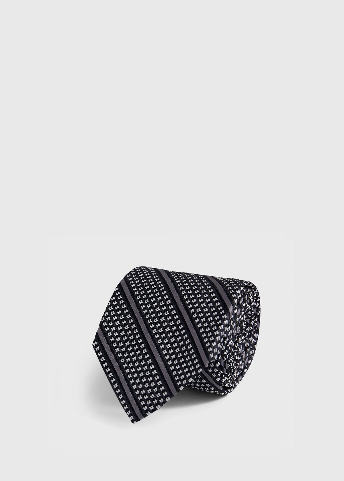 Paul Stuart Featured | Silk Grenadine Stripe Tie