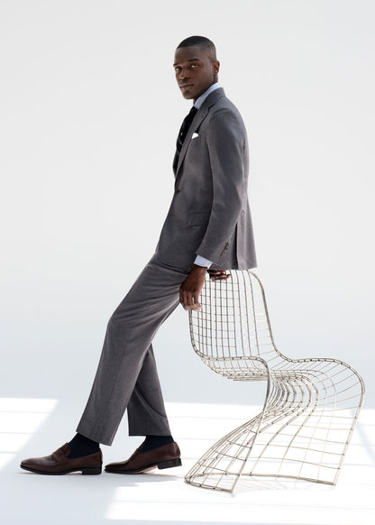 Paul Stuart Hot Sale | Lightweight Wool Flannel Suit