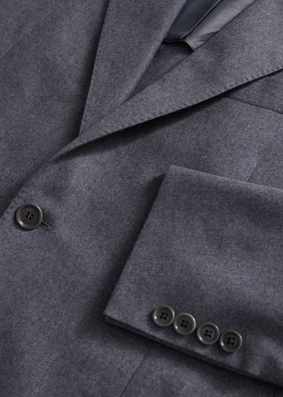 Paul Stuart Hot Sale | Lightweight Wool Flannel Suit